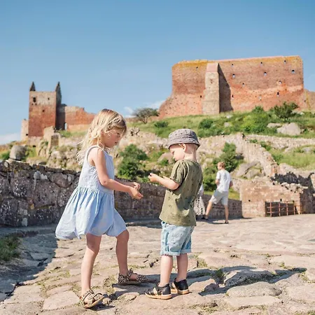 2 Person In Semesterbostad