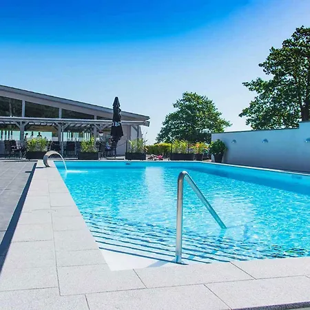 2 Person In Semesterbostad *